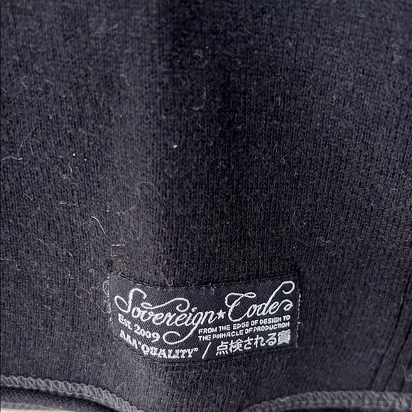 Sovereign Code Black V-Neck Sweater - Picture 3 of 4